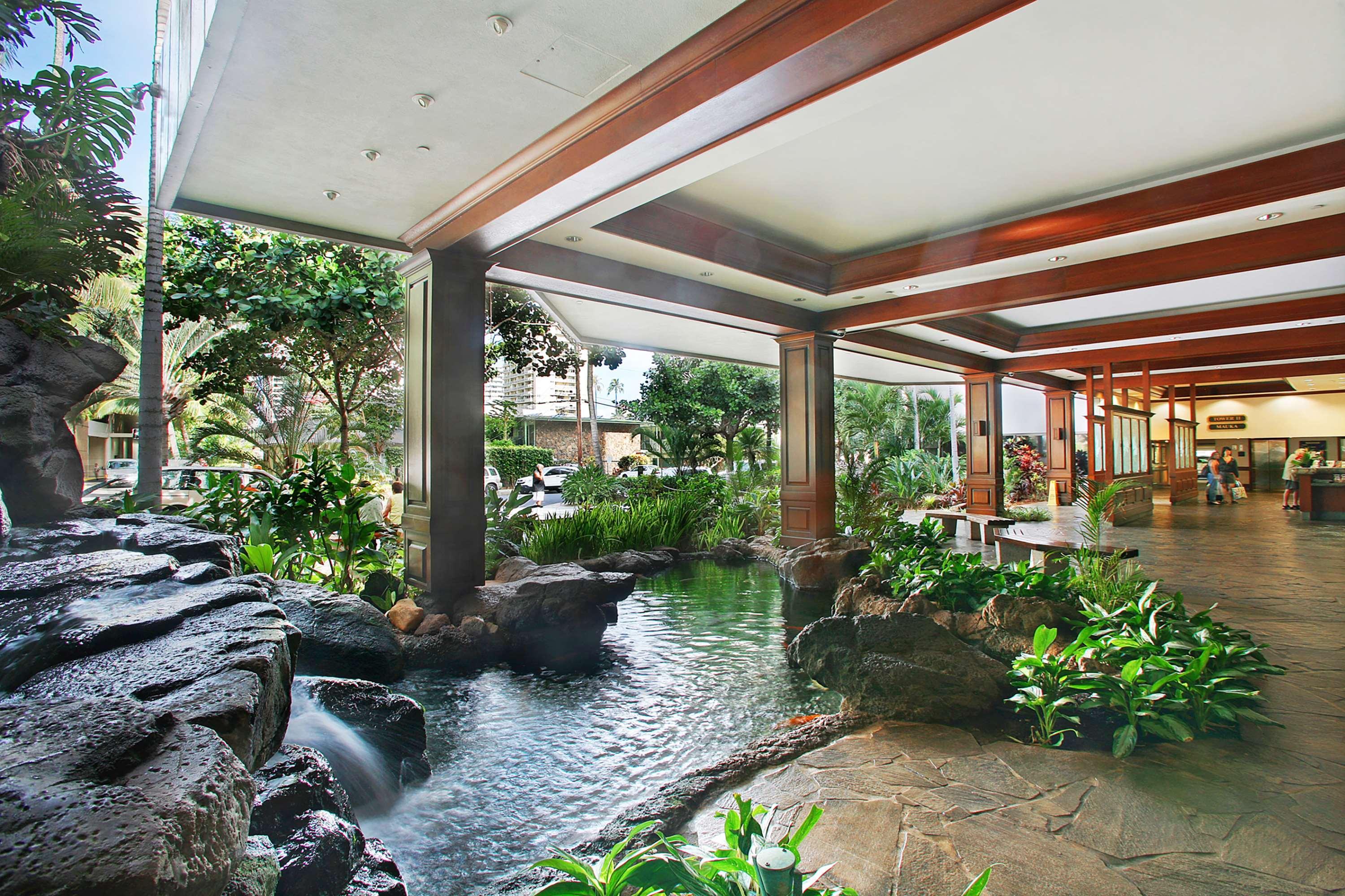 Aston At The Waikiki Banyan Aparthotel Honolulu Eksteriør bilde